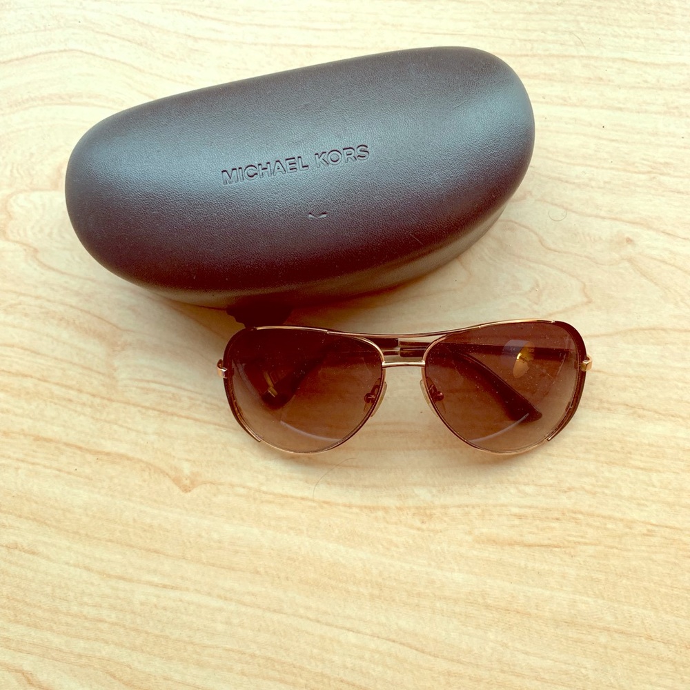 Michael Kors Aviator/Pilot Sunglasses